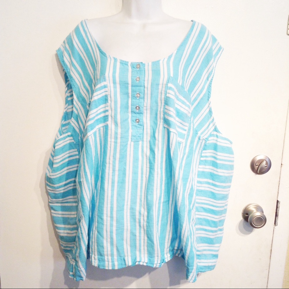 PLUS SIZE Blue & White Striped Lightweight Tank